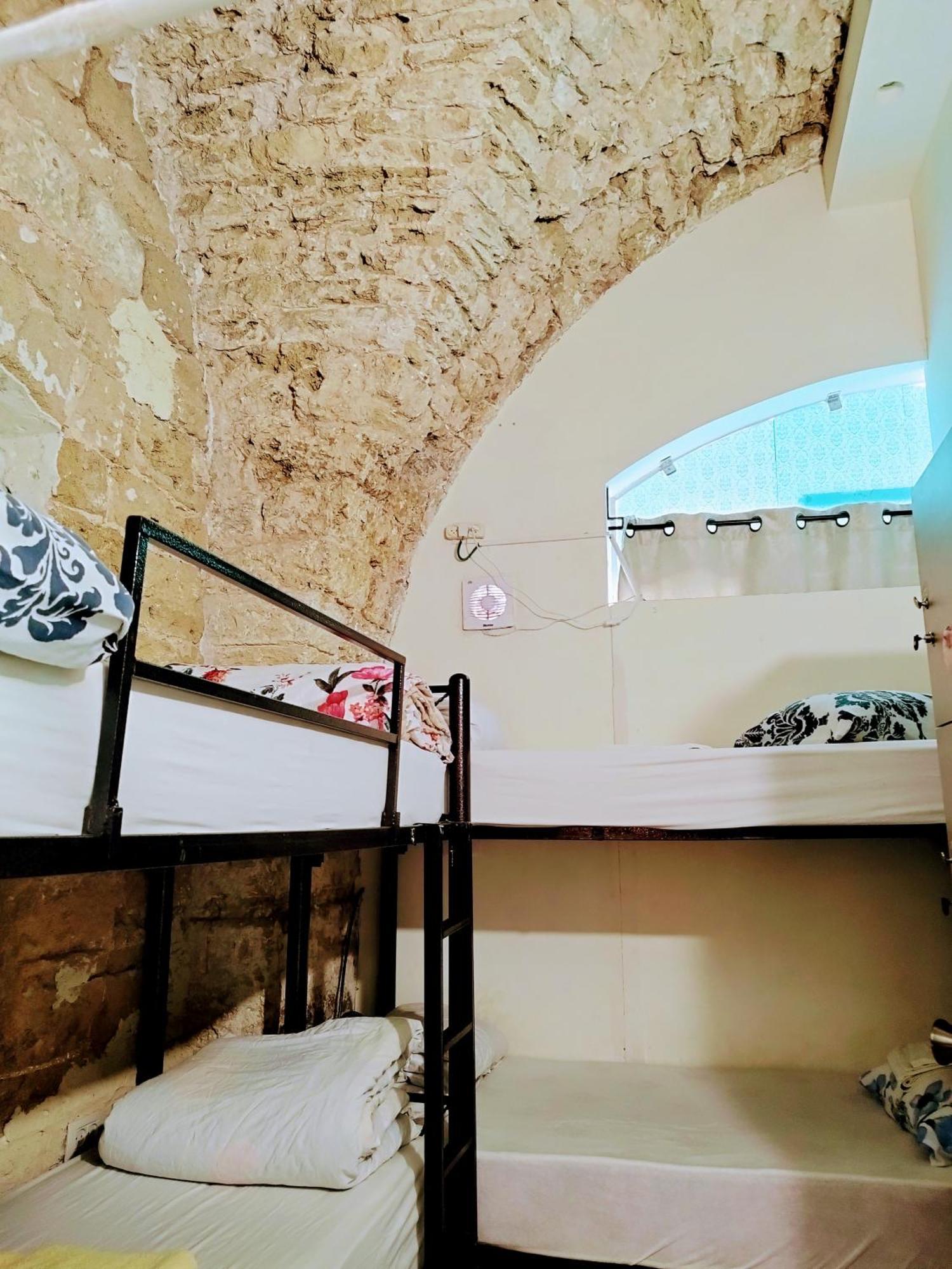 Polihosts Old Jaffa Vandrarhem Tel Aviv Exteriör bild