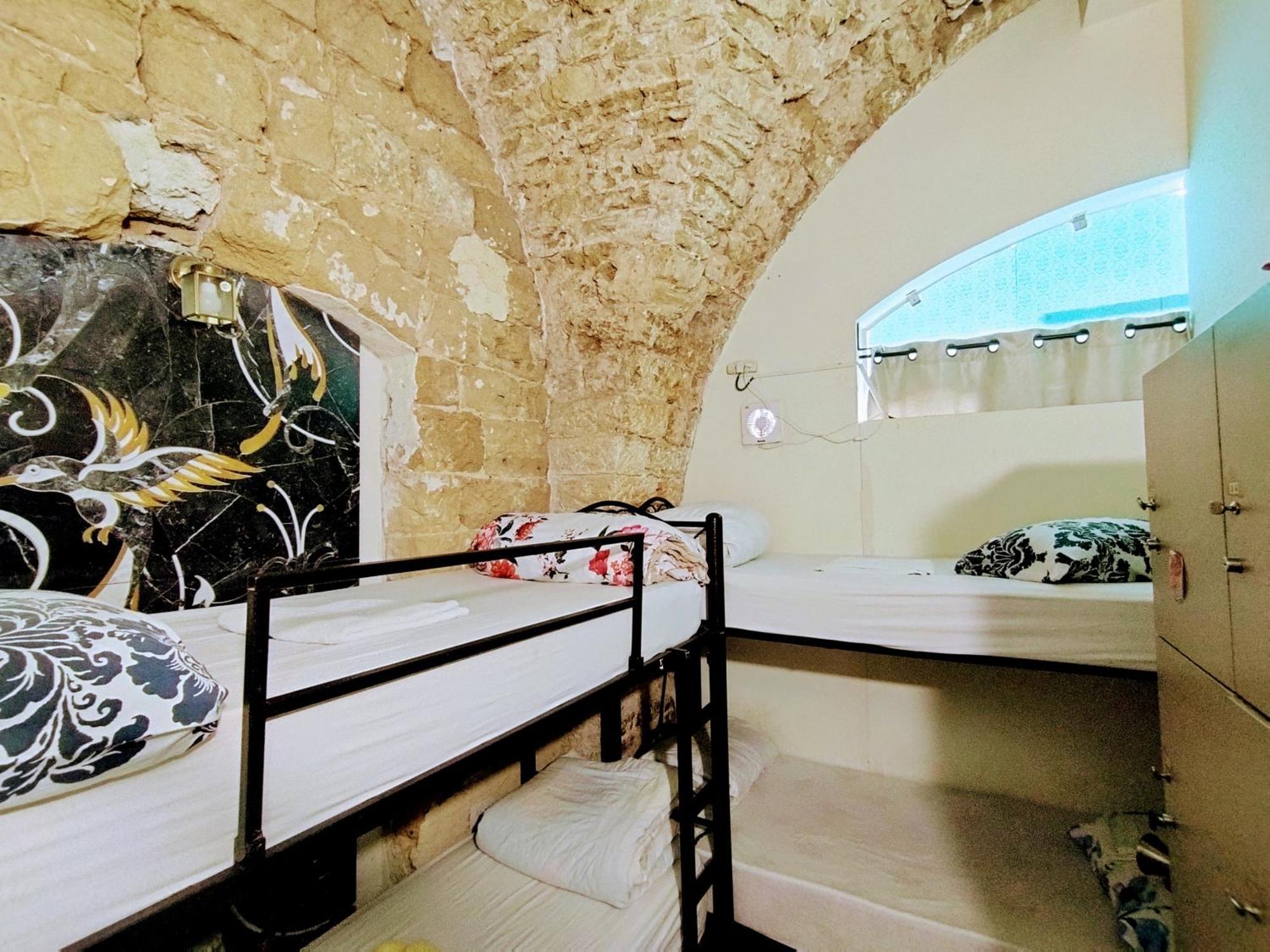 Polihosts Old Jaffa Vandrarhem Tel Aviv Exteriör bild